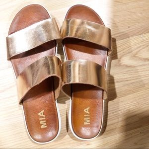 Mia Women's Metallic Gold Saige Sandal